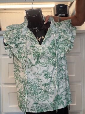 Entro ruffled top, green toile print, size small